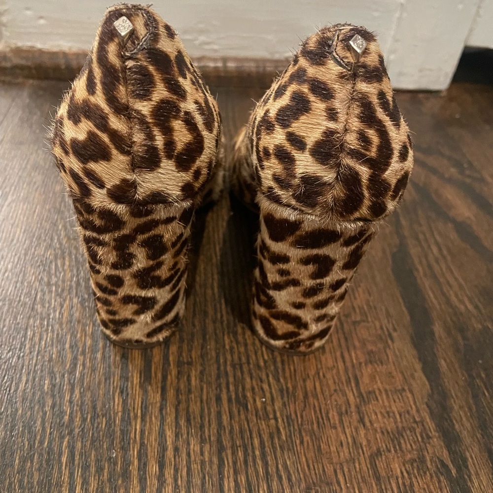 Leopard Sam Edelman Heels - Picture 4 of 5